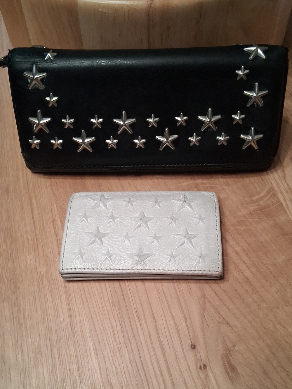 Jimmy Choo Black Star-Studded Women's Zip Wallet And White Card Holder
